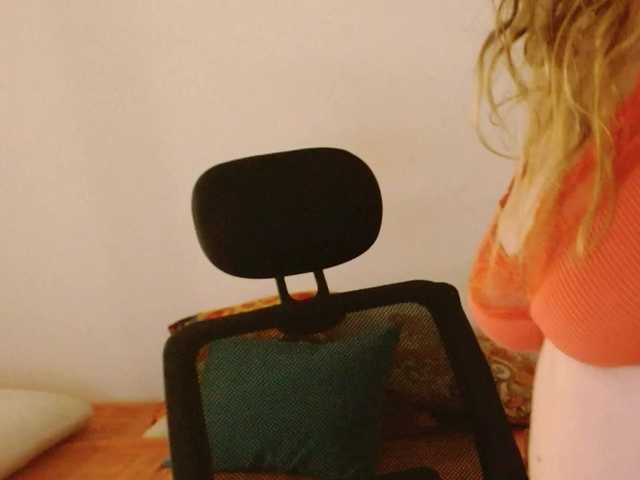 Valentina-mature