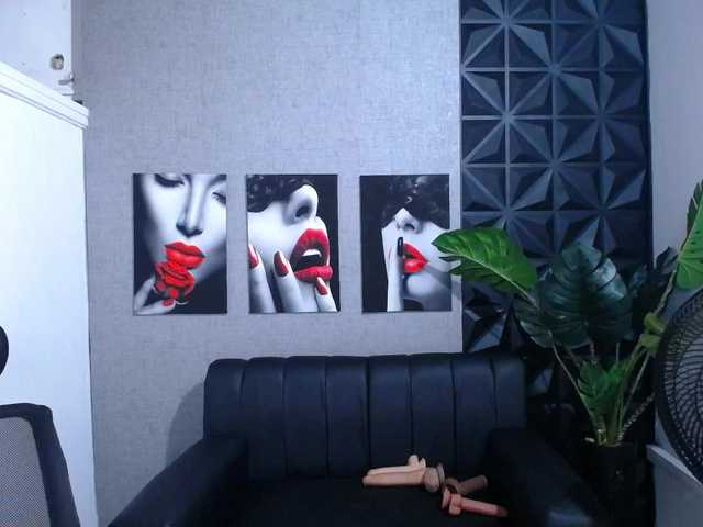 Valentina-mature