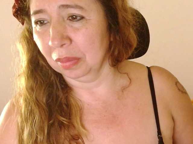 Valentina-mature live cam on BongaCams