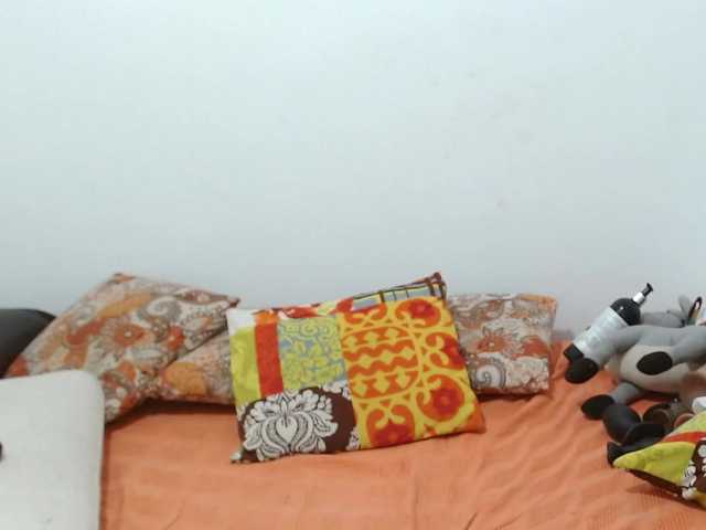 Valentina-mature live cam on BongaCams