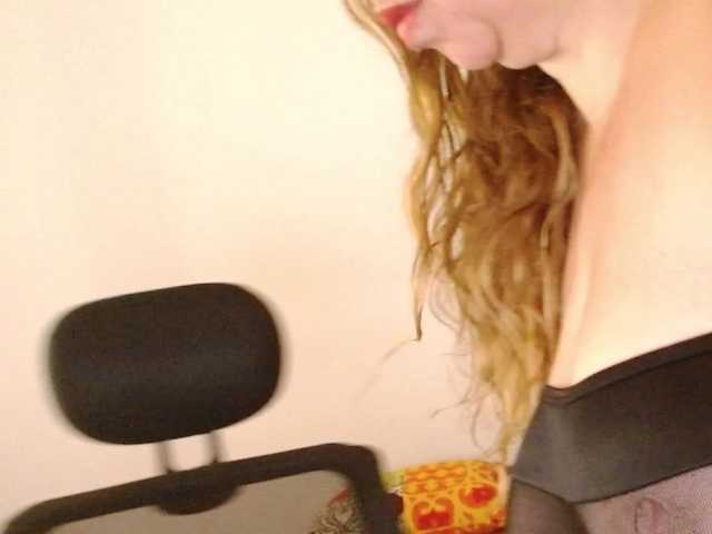 Valentina-mature