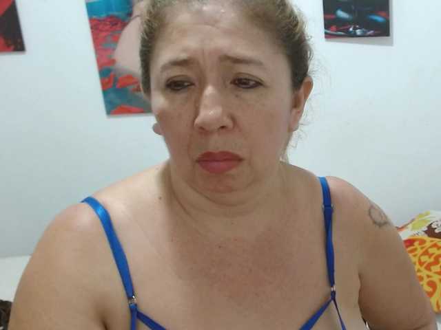 Valentina-mature live cam on BongaCams
