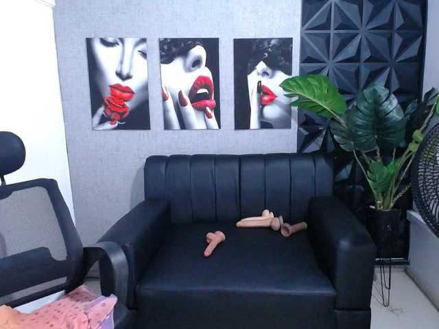 Valentina-mature