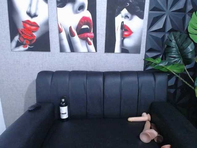 Valentina-mature live cam on BongaCams
