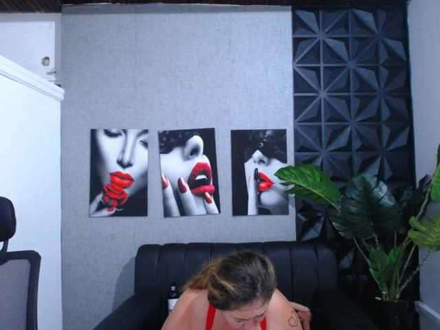 Valentina-mature