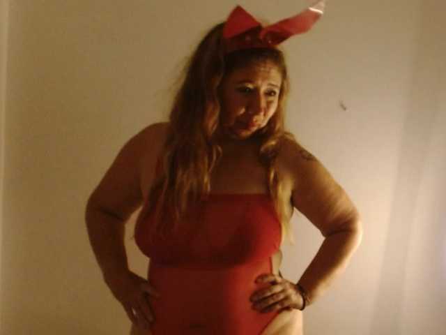 Valentina-mature live cam on BongaCams