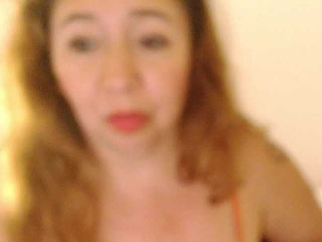 Valentina-mature live cam on BongaCams