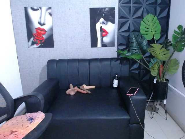 Valentina-mature