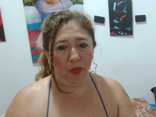 Valentina-mature live cam on BongaCams