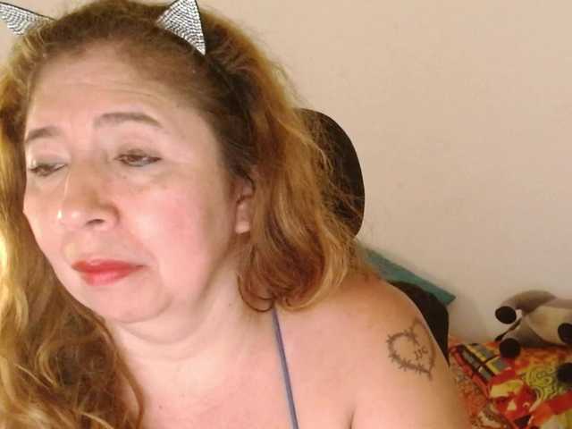 Valentina-mature live cam preview