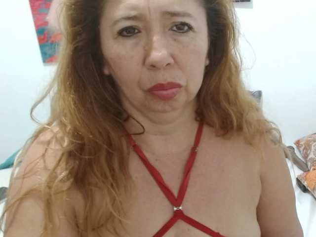 Valentina-mature live cam on BongaCams