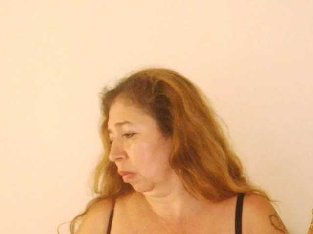 Valentina-mature live cam on BongaCams