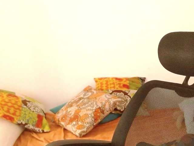 Valentina-mature