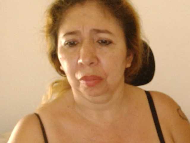 Valentina-mature live cam on BongaCams