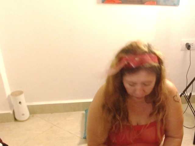 Valentina-mature live cam on BongaCams