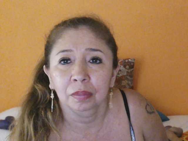 Valentina-mature live cam on BongaCams