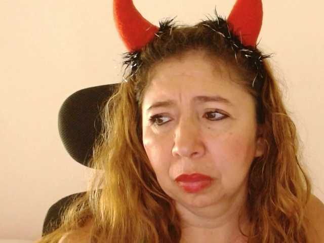 Valentina-mature