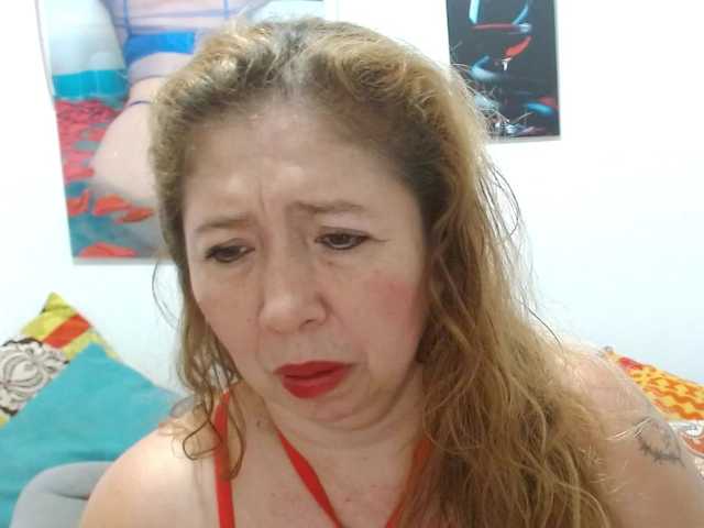 Valentina-mature live cam on BongaCams
