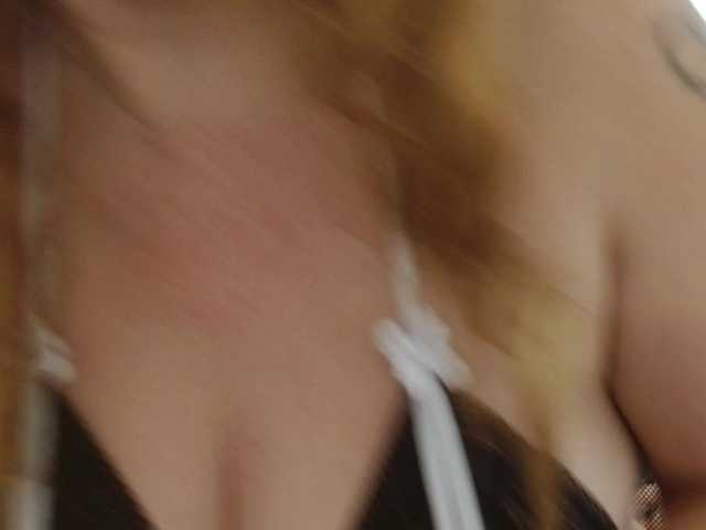 Valentina-mature live cam on BongaCams