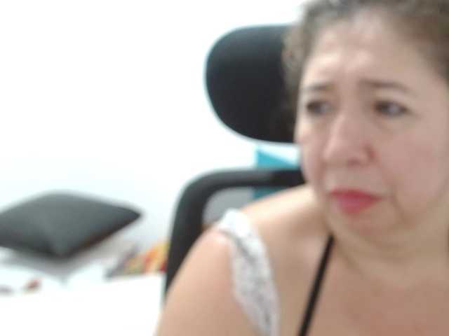 Valentina-mature live cam preview