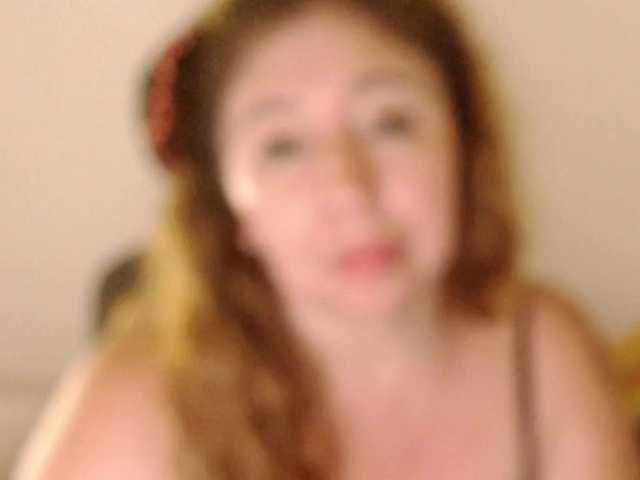 Valentina-mature live cam on BongaCams