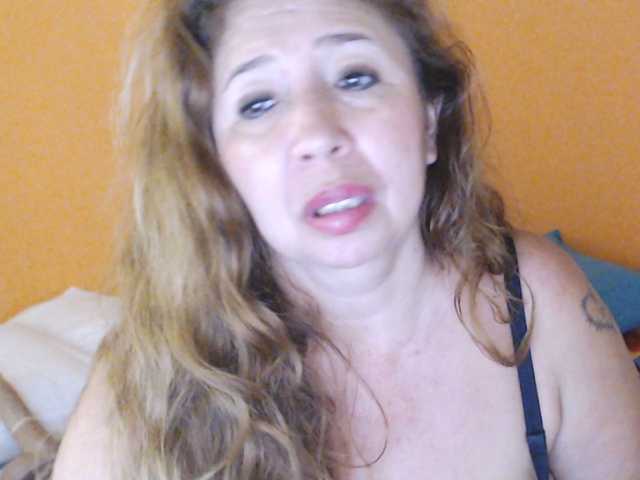 Valentina-mature live cam on BongaCams