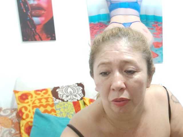 Valentina-mature live cam on BongaCams