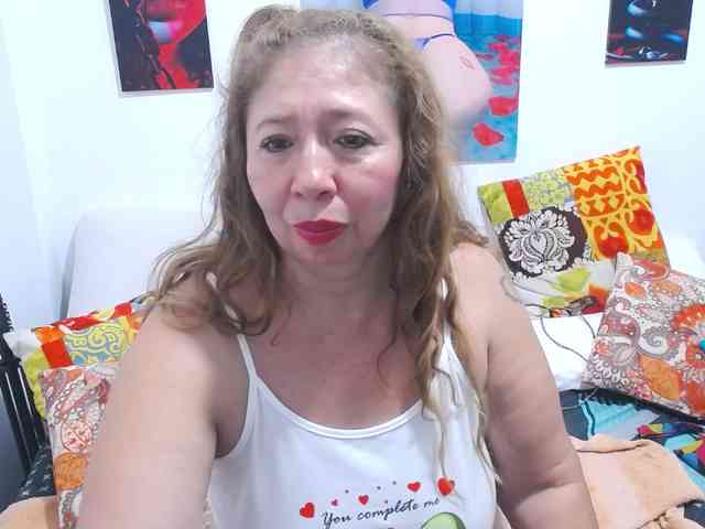 Valentina-mature webcam