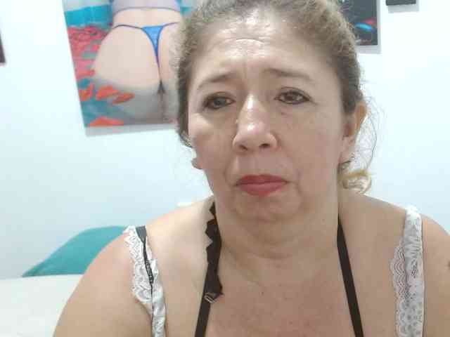 Valentina-mature webcam