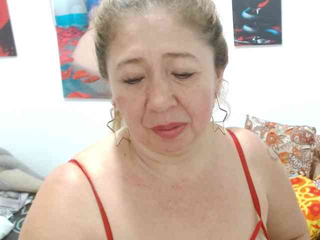 Valentina-mature webcam