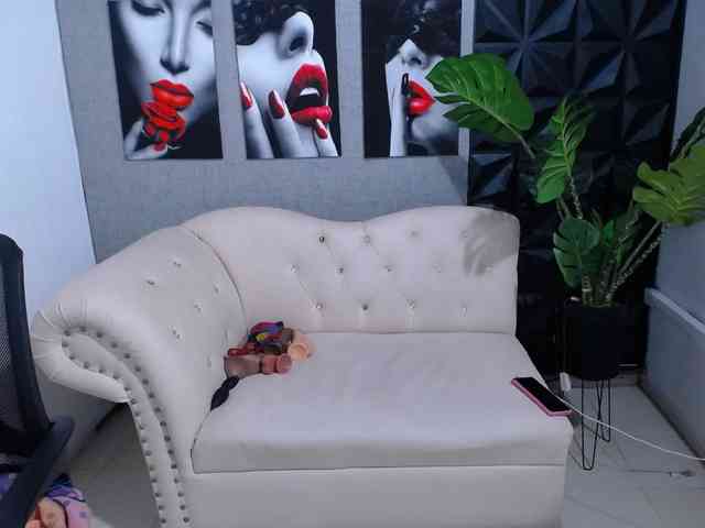 Valentina-mature webcam