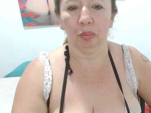 Valentina-mature webcam
