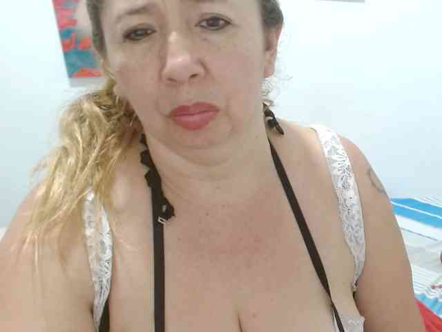 Valentina-mature webcam