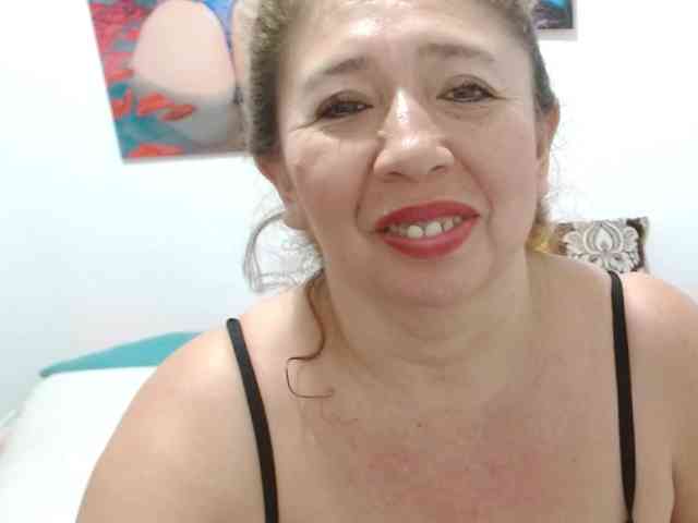 Valentina-mature