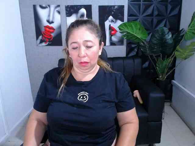 Valentina-mature webcam