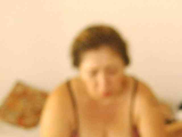 Valentina-mature