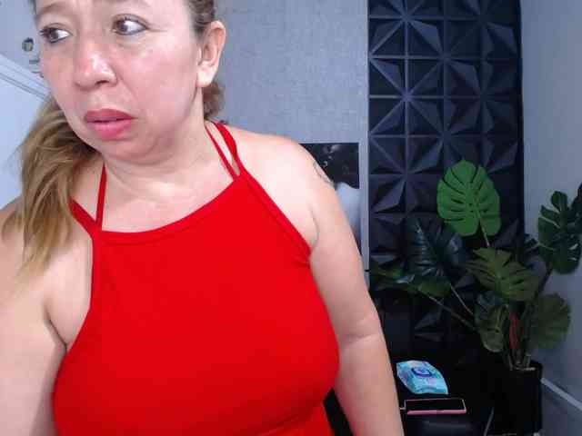 Valentina-mature