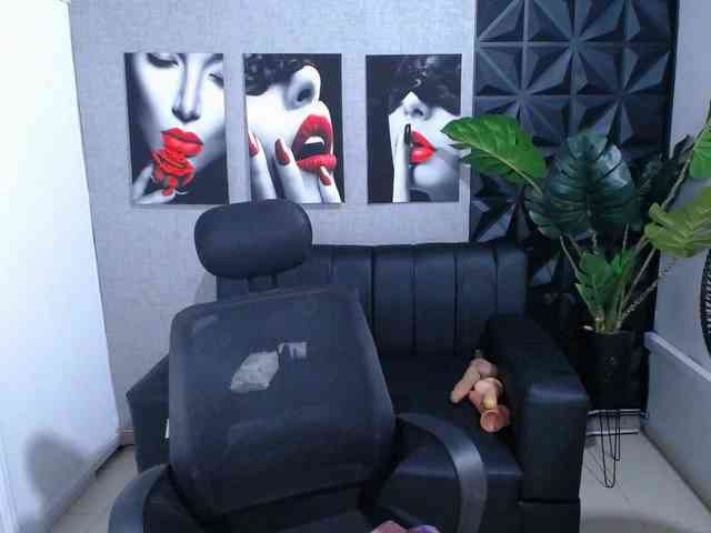 Valentina-mature webcam