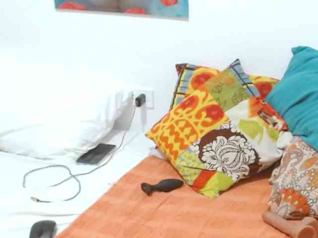Valentina-mature webcam