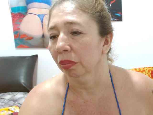 Valentina-mature webcam