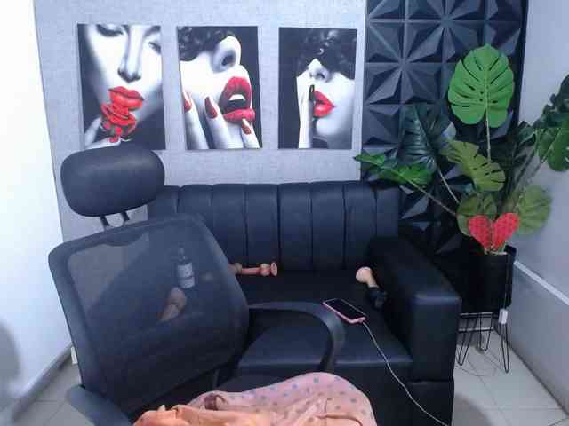 Valentina-mature webcam