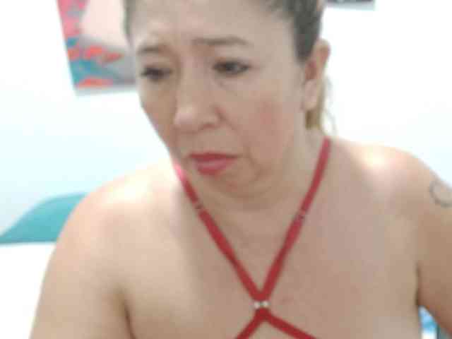 Valentina-mature webcam