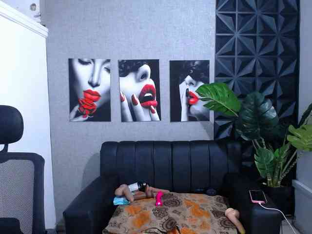 Valentina-mature webcam