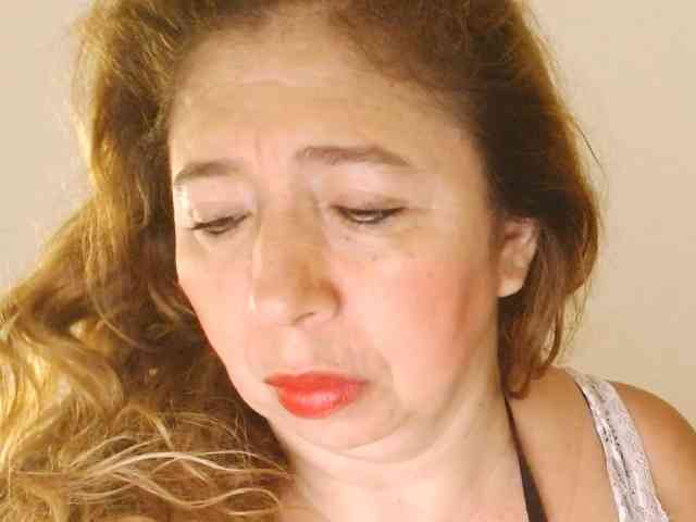 Valentina-mature