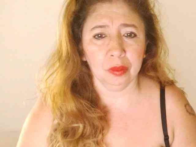 Valentina-mature
