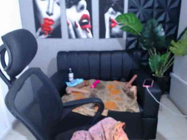 Valentina-mature webcam