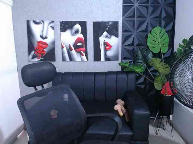 Valentina-mature webcam