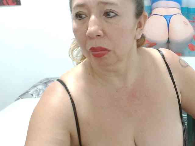 Valentina-mature
