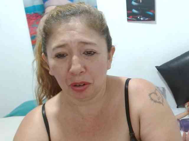 Valentina-mature webcam