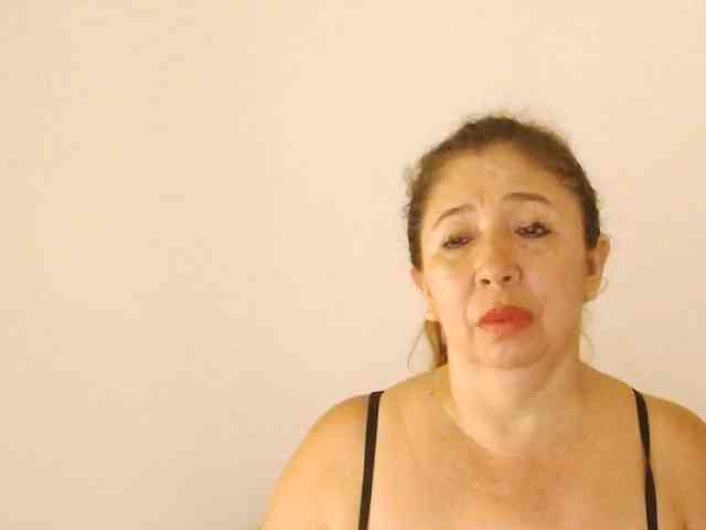 Valentina-mature